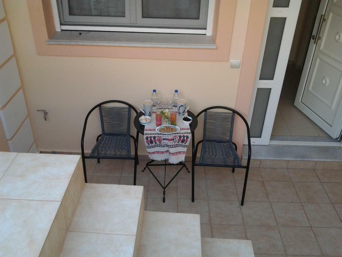 Father'S House In Kissamos Korfalonas Luaran gambar