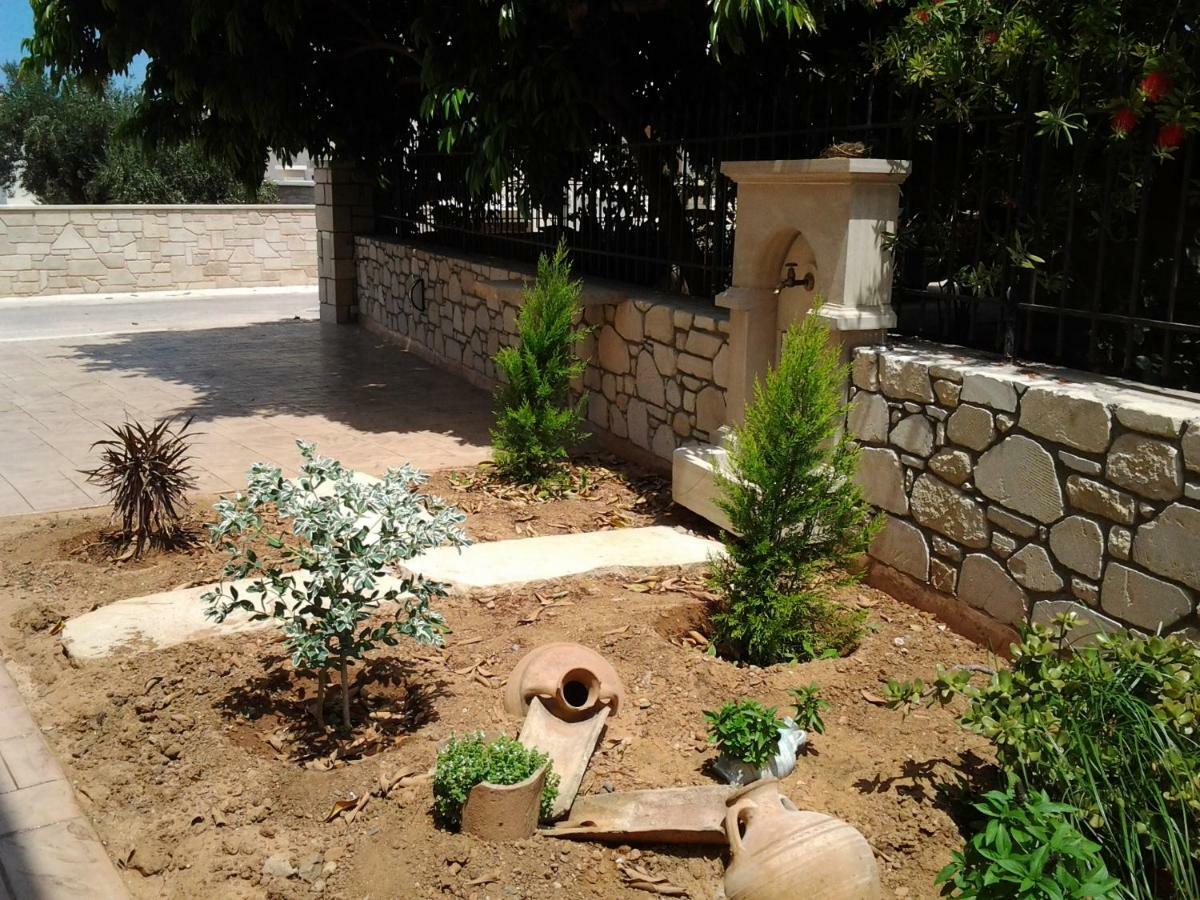 Father'S House In Kissamos Korfalonas Luaran gambar